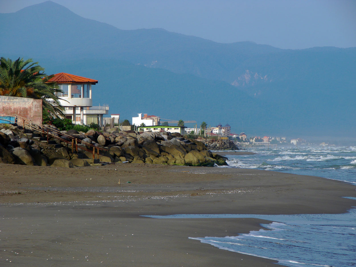 ساخت ویلا در سرخرود ساخت ویلا در سرخرود؛ راهنمای جامع خرید زمین، مجوز و هزینه ساخت