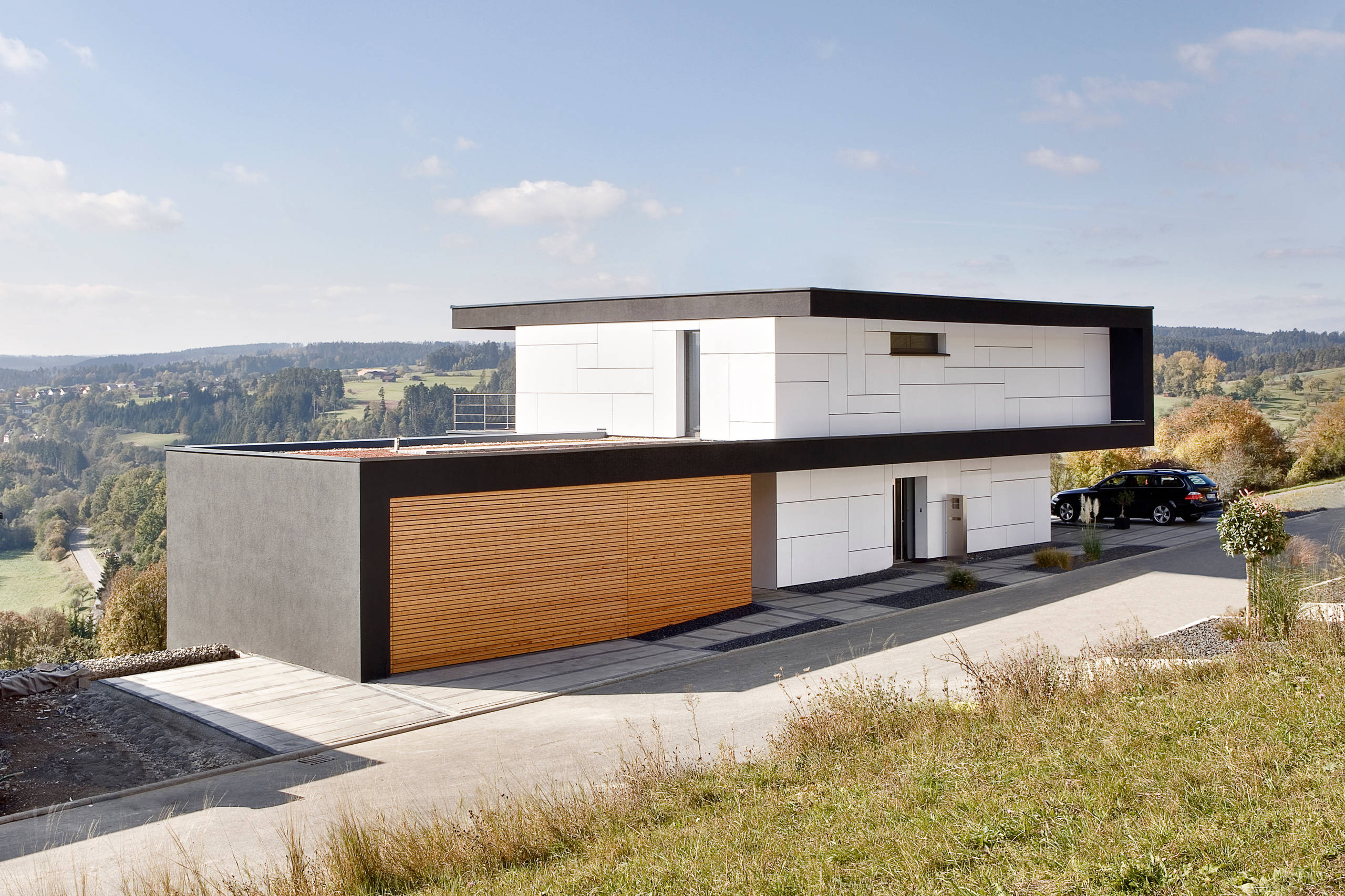 طراحی و ساخت ویلا در زمین شیب‌دار شمال؛ چالش‌ها و راهکارها