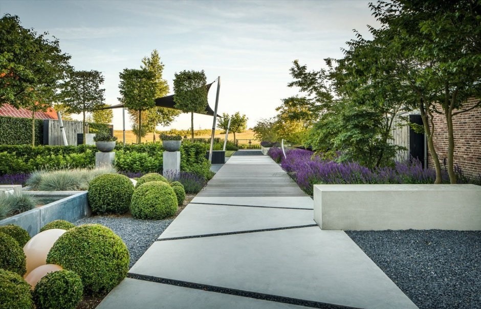 محوطه سازی ویلا در شمال